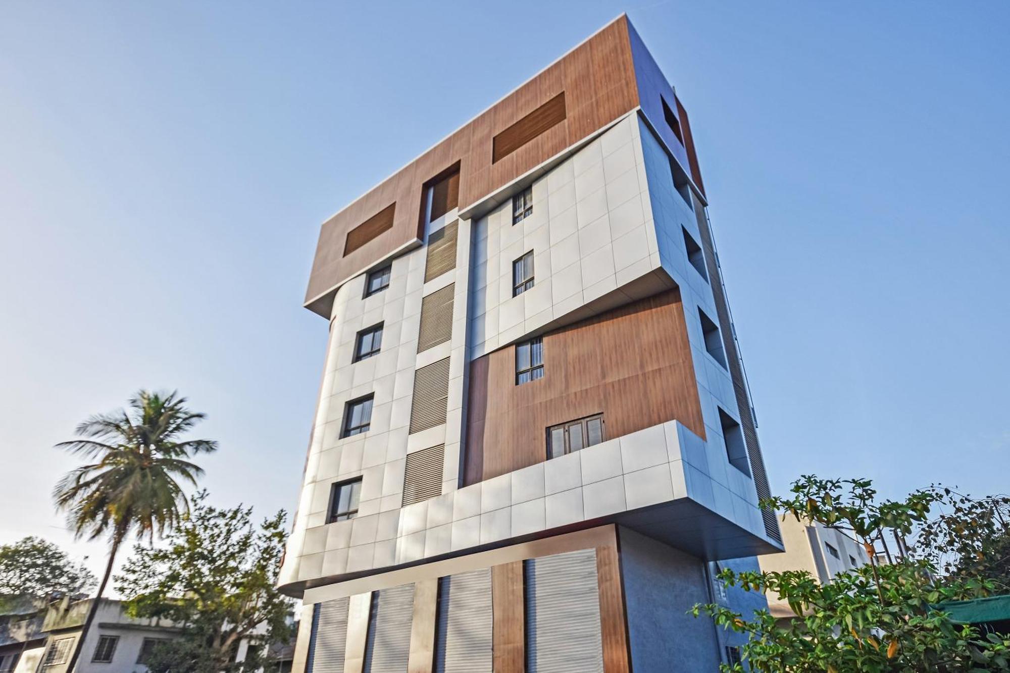 Oyo The Address Hotel Nashik Exterior photo